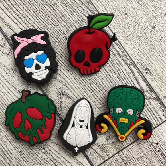 New Halloween Spooky 15 Piece Croc Style Shoe Charms - Picture 4 of 5